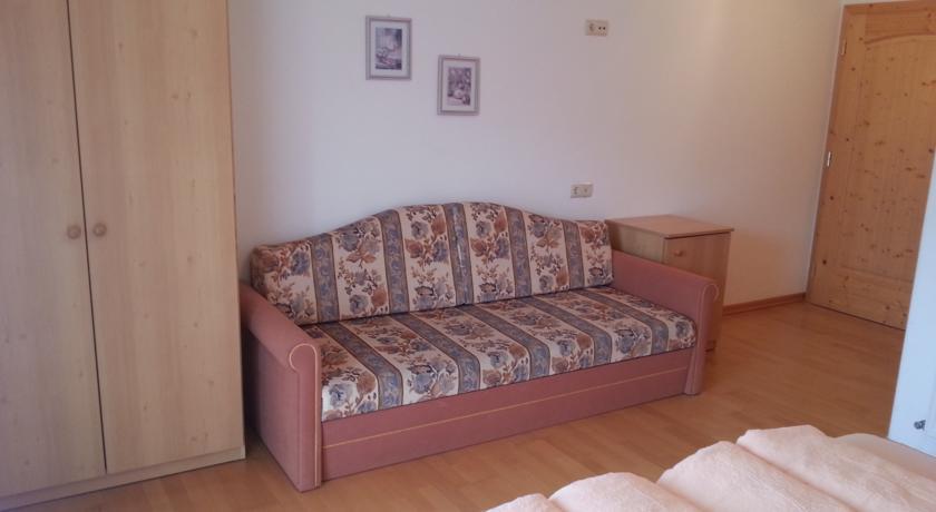 Neu-Schoetzerhof Meltina Bilik gambar